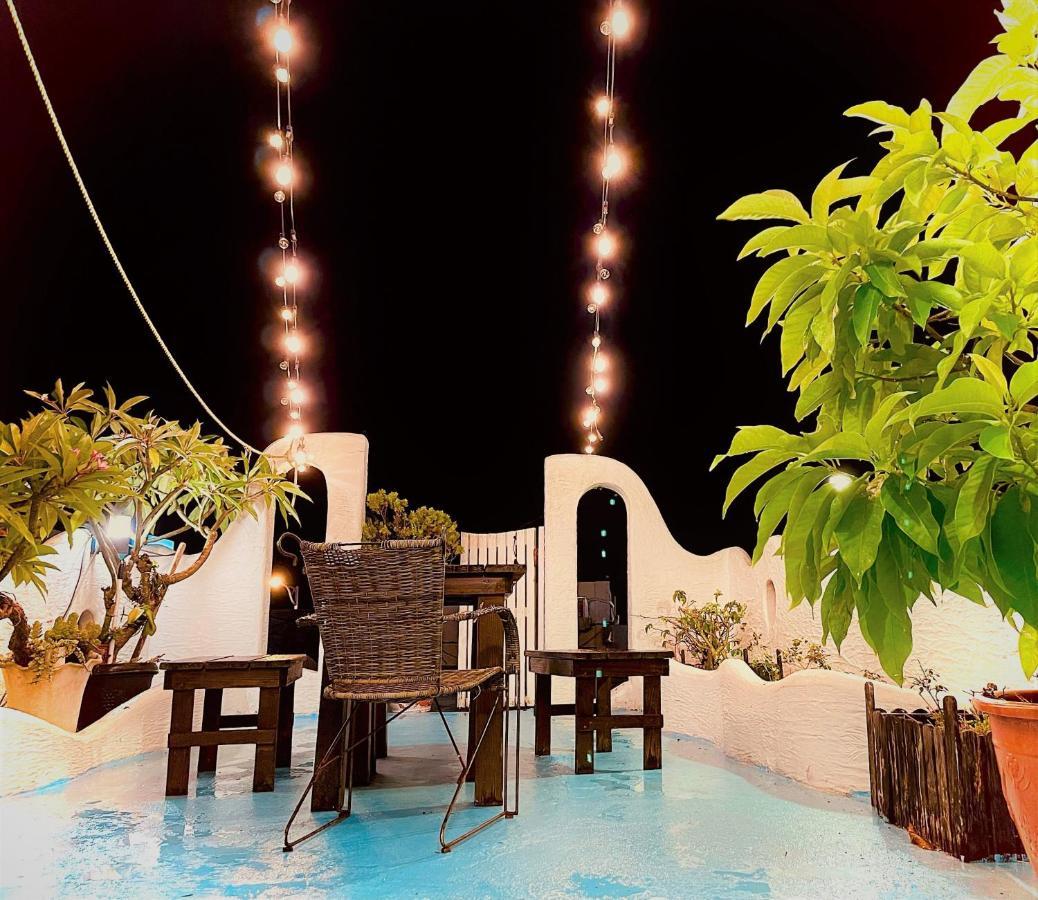 Deer Moon Hostel Kenting Exterior photo