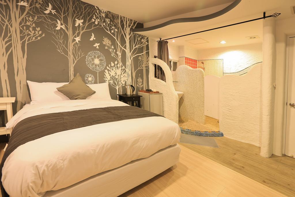 Deer Moon Hostel Kenting Exterior photo