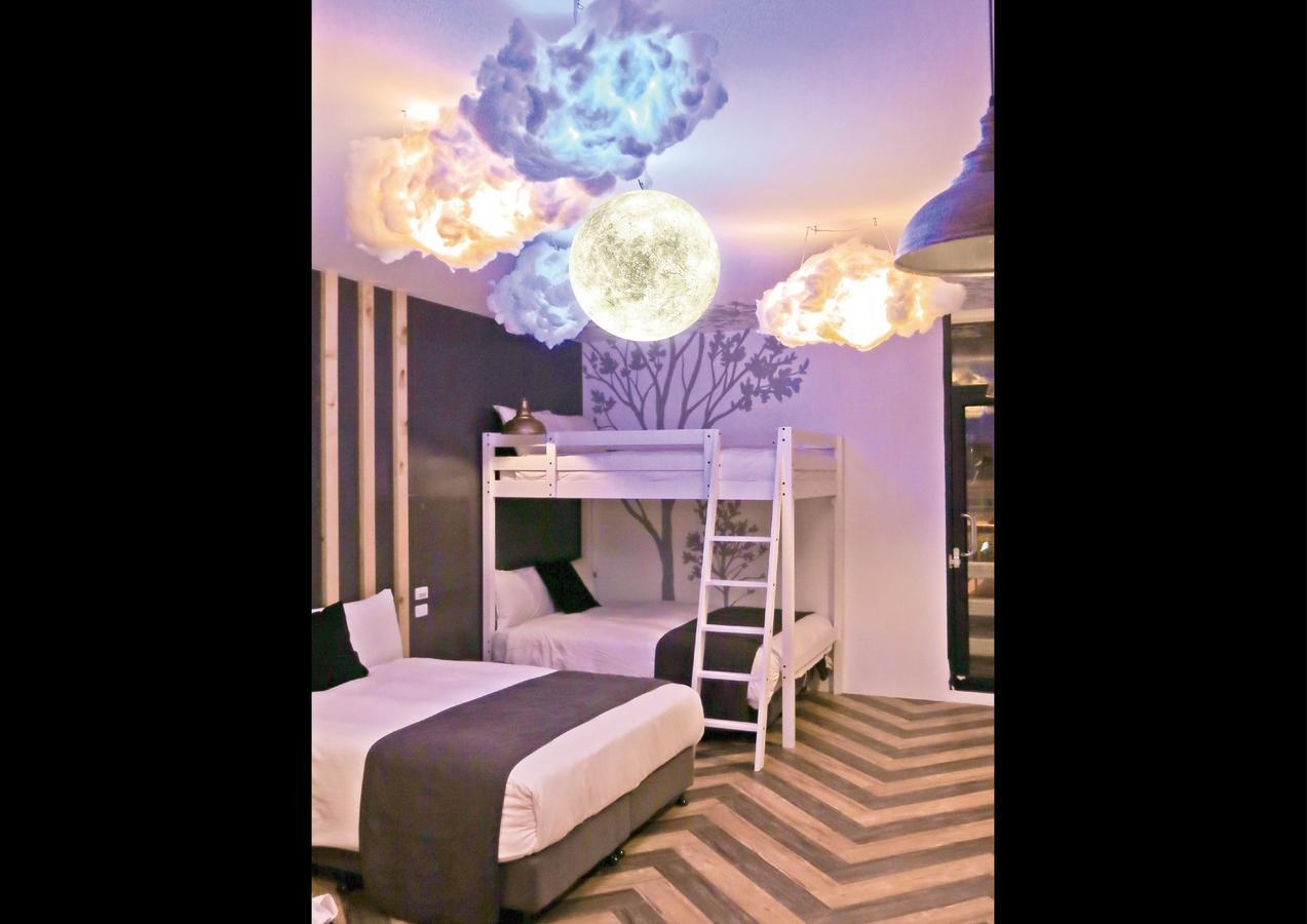 Deer Moon Hostel Kenting Exterior photo
